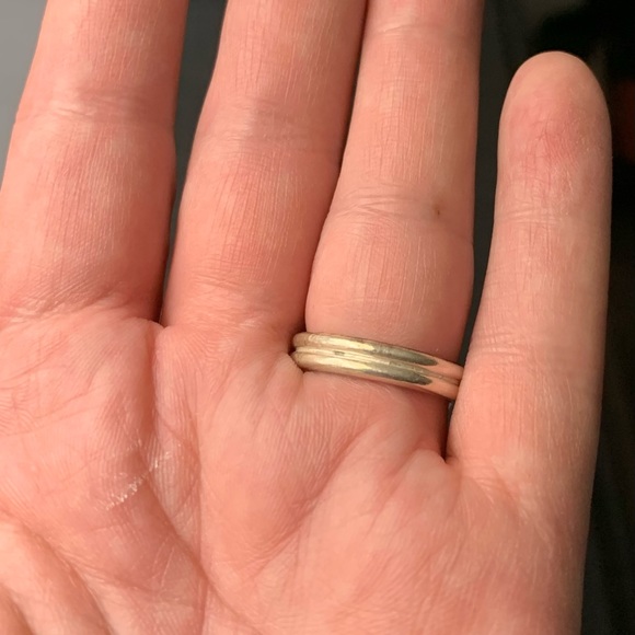 Contemporary style silver ring (stamped) with purple stone - Picture 2 of 2